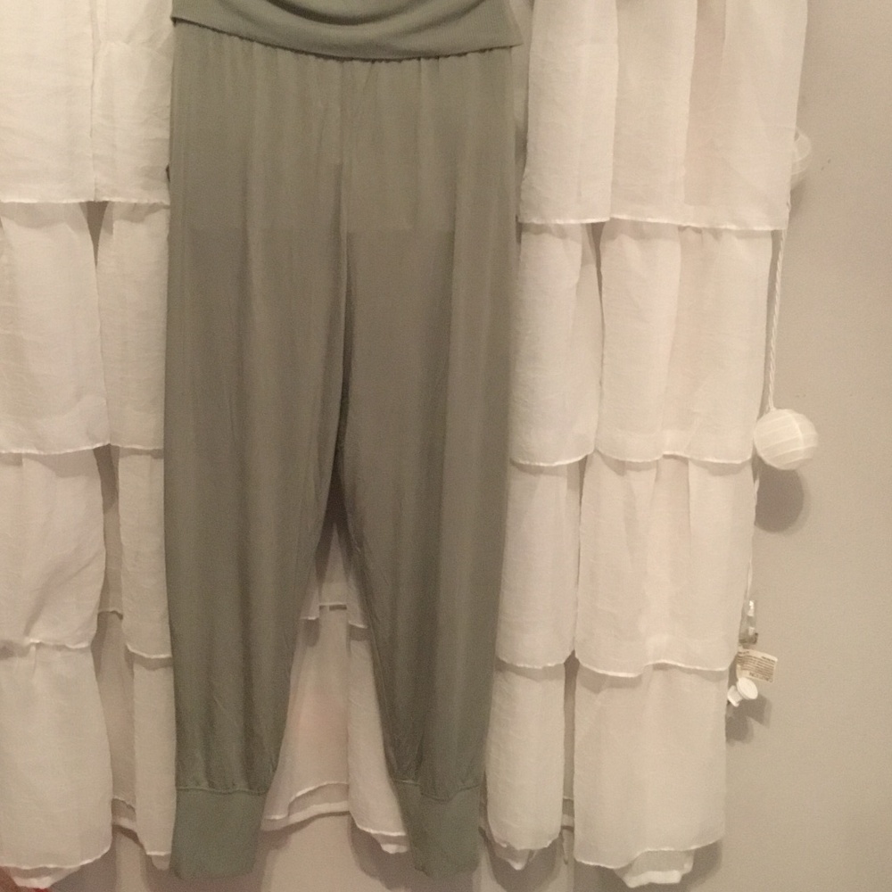 Arizona Sage Color lightweight casual pants with 2 pockets - Picture 2 of 5